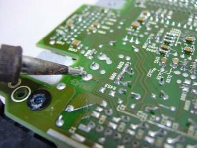 Montagem de Placas Eletrônicas